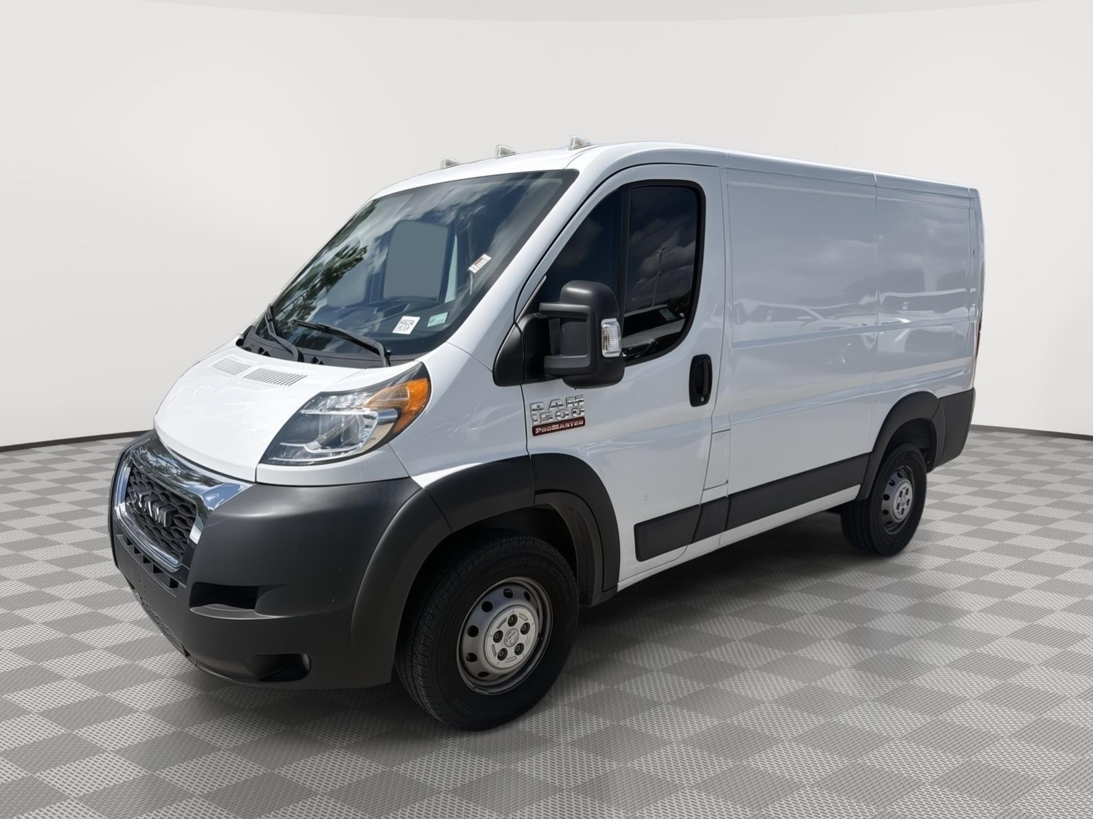 2022 RAM ProMaster Blanco (Bright White Clearcoat) Van Tracción delantera 9 velocidades Automática