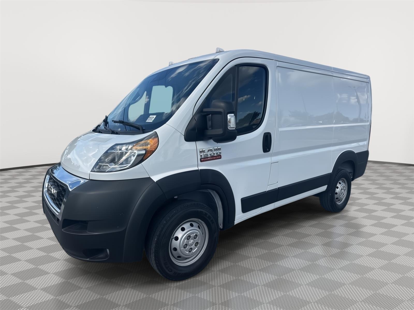Bright White Clearcoat 2022 RAM ProMaster Van Front-Wheel Drive 9-Speed Automatic
