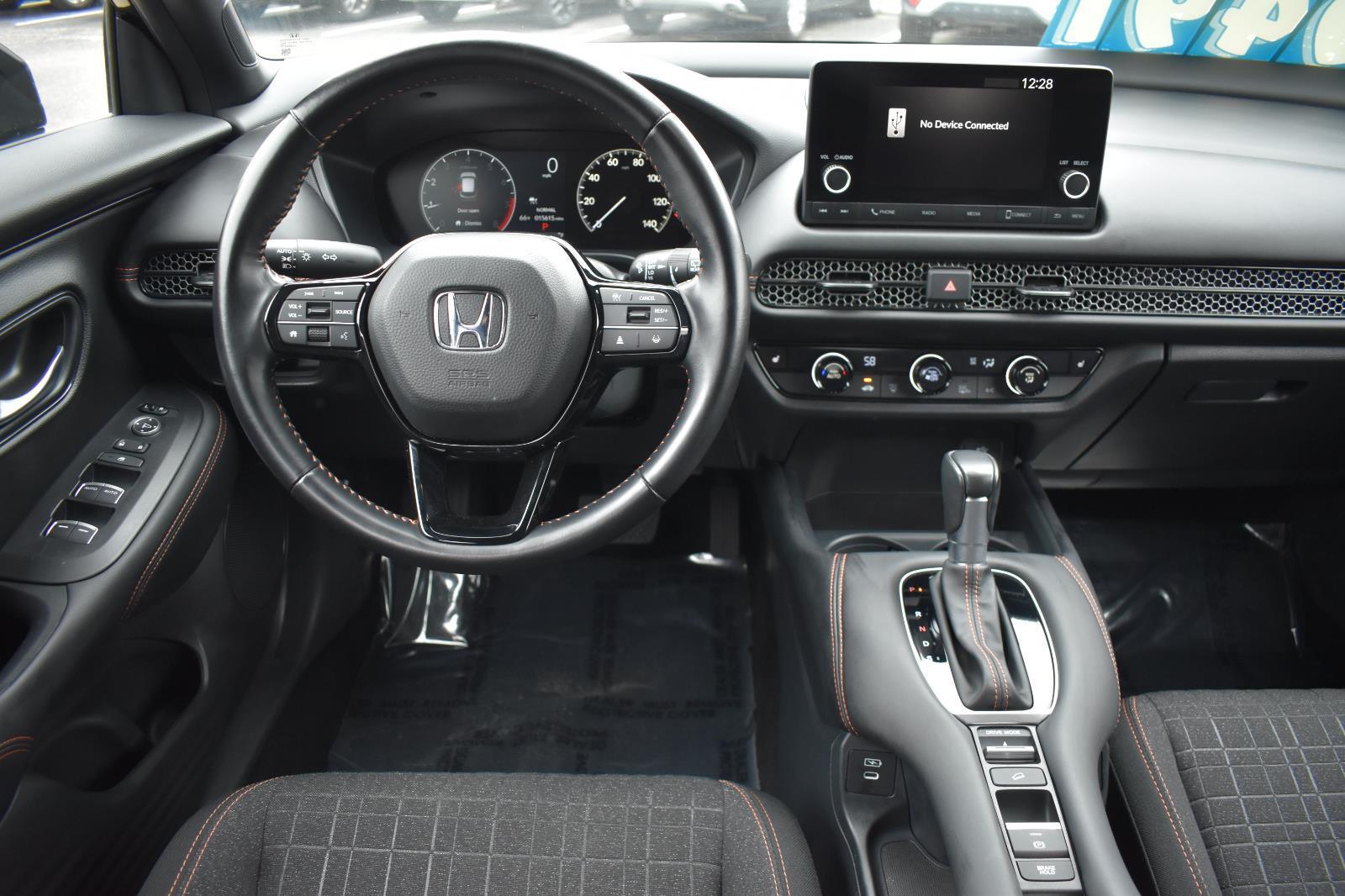 2025 Honda HR-V Sport - Photo 18