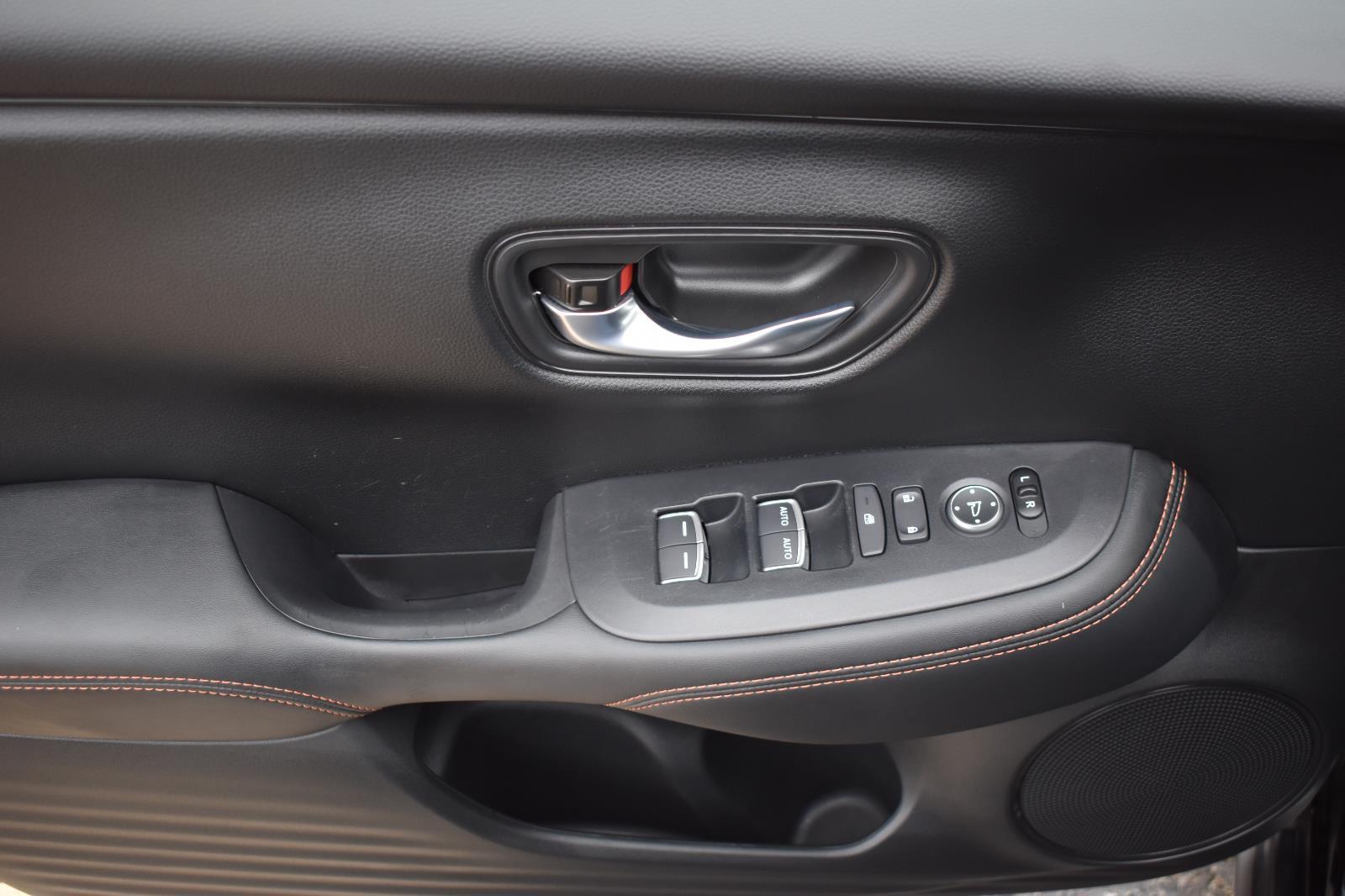 2025 Honda HR-V Sport - Photo 20