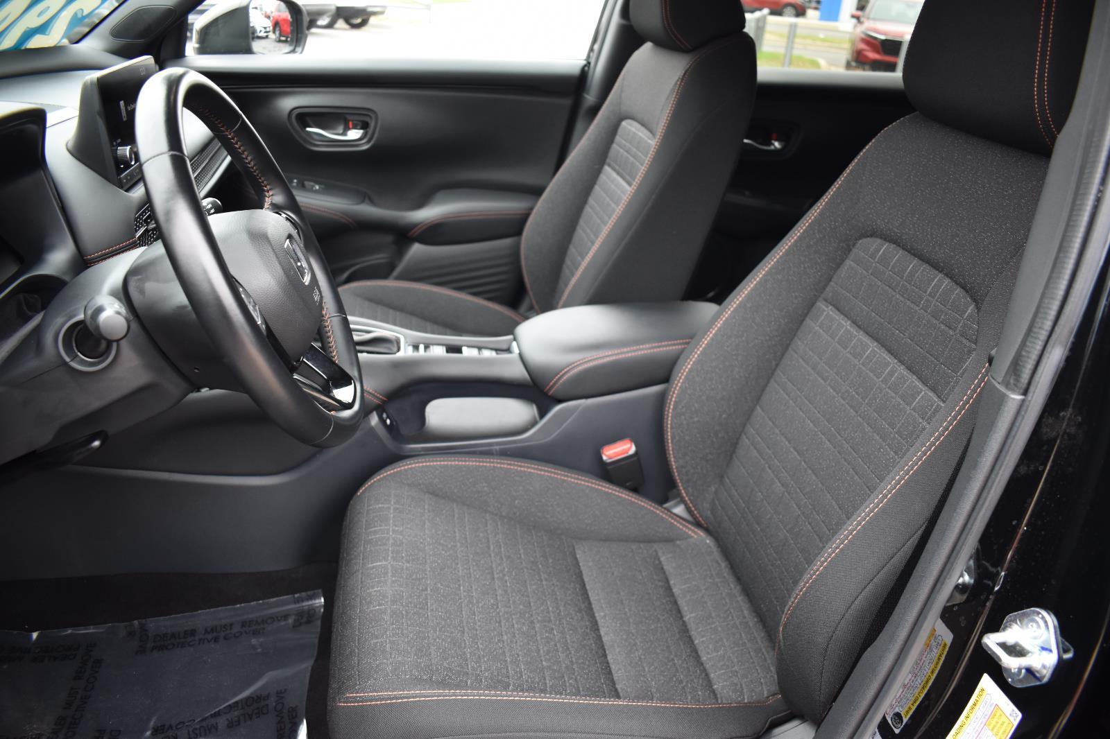 2025 Honda HR-V Sport - Photo 22