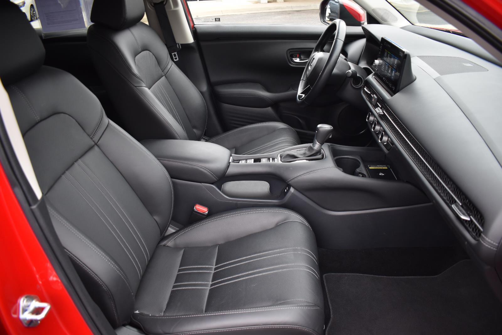 2025 Honda HR-V EX-L - Photo 15