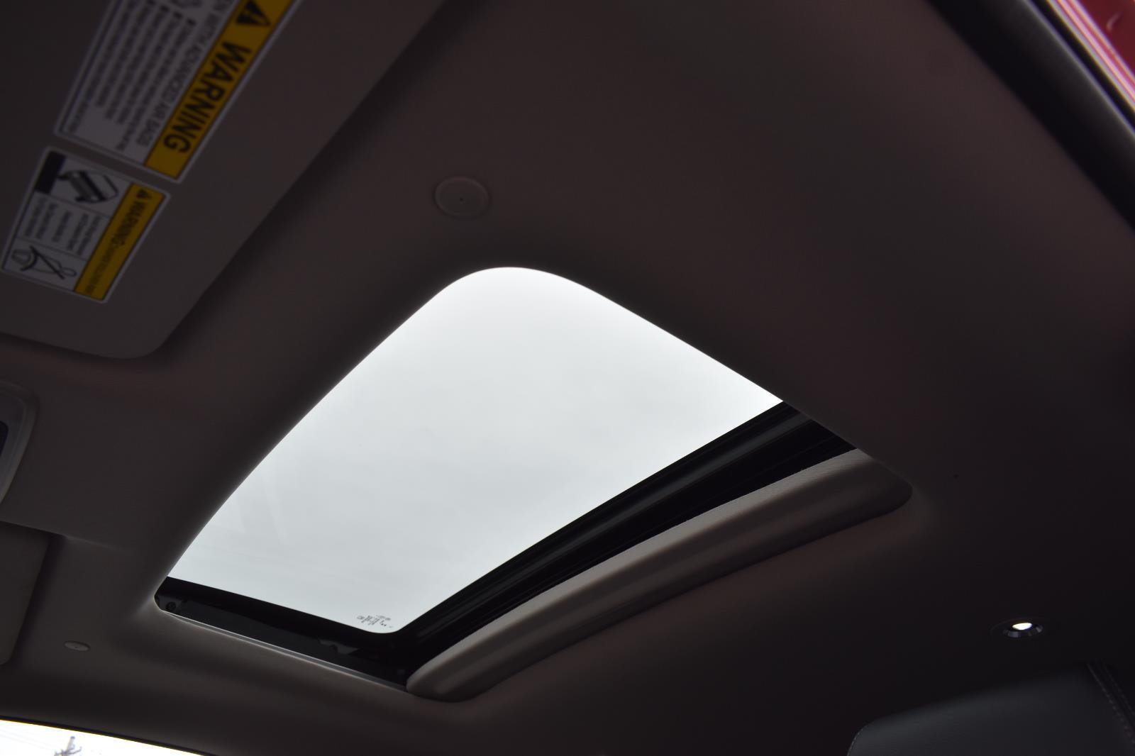 2025 Honda HR-V EX-L - Photo 12