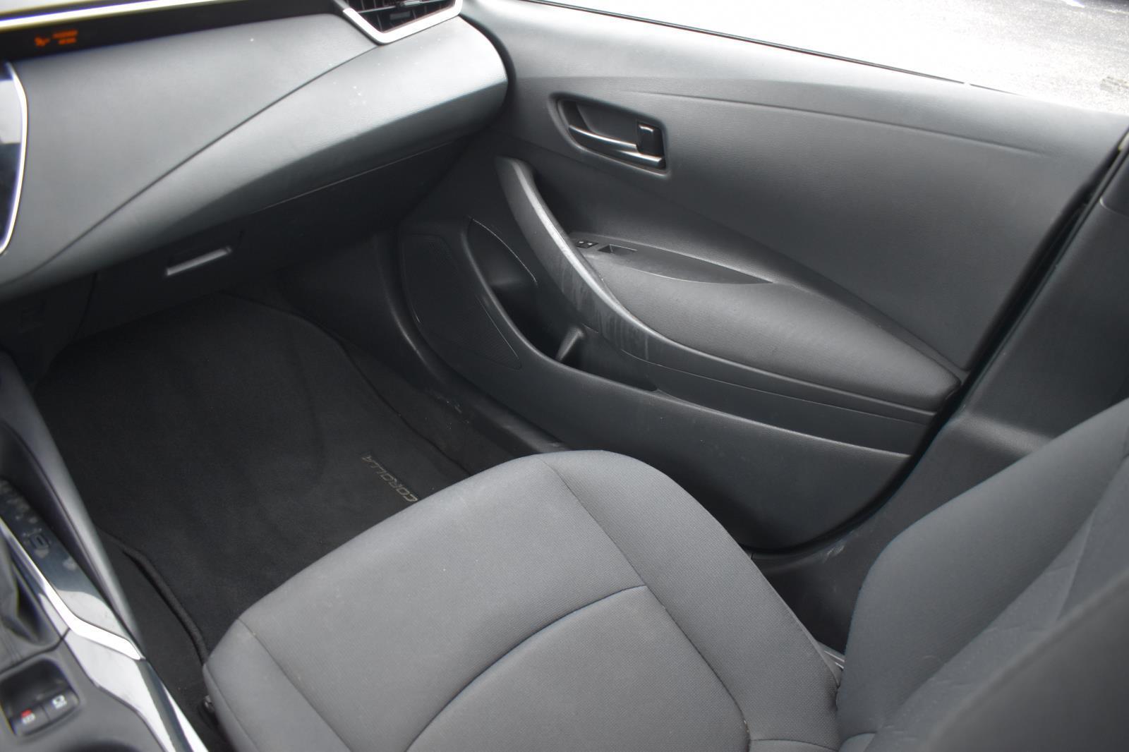 2022 Toyota Corolla LE - Photo 13