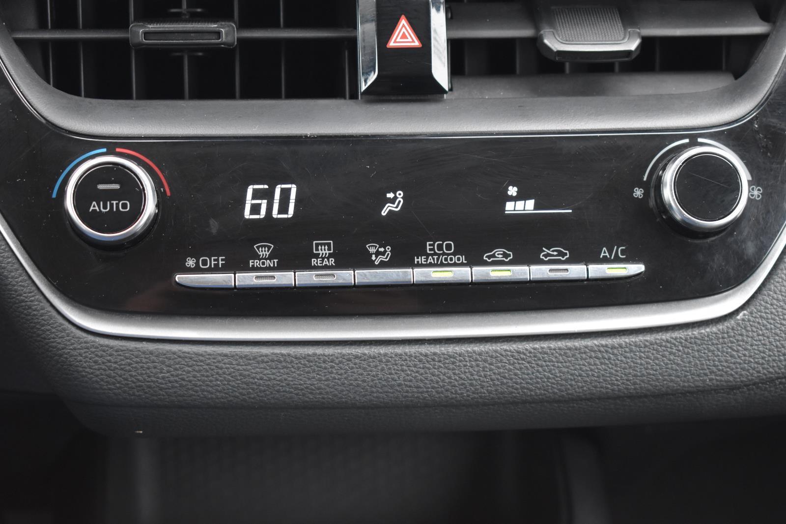 2022 Toyota Corolla LE - Photo 6