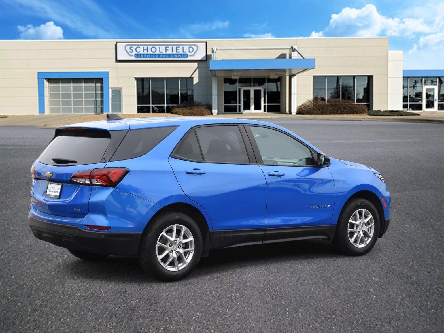 View vehicle photo 3