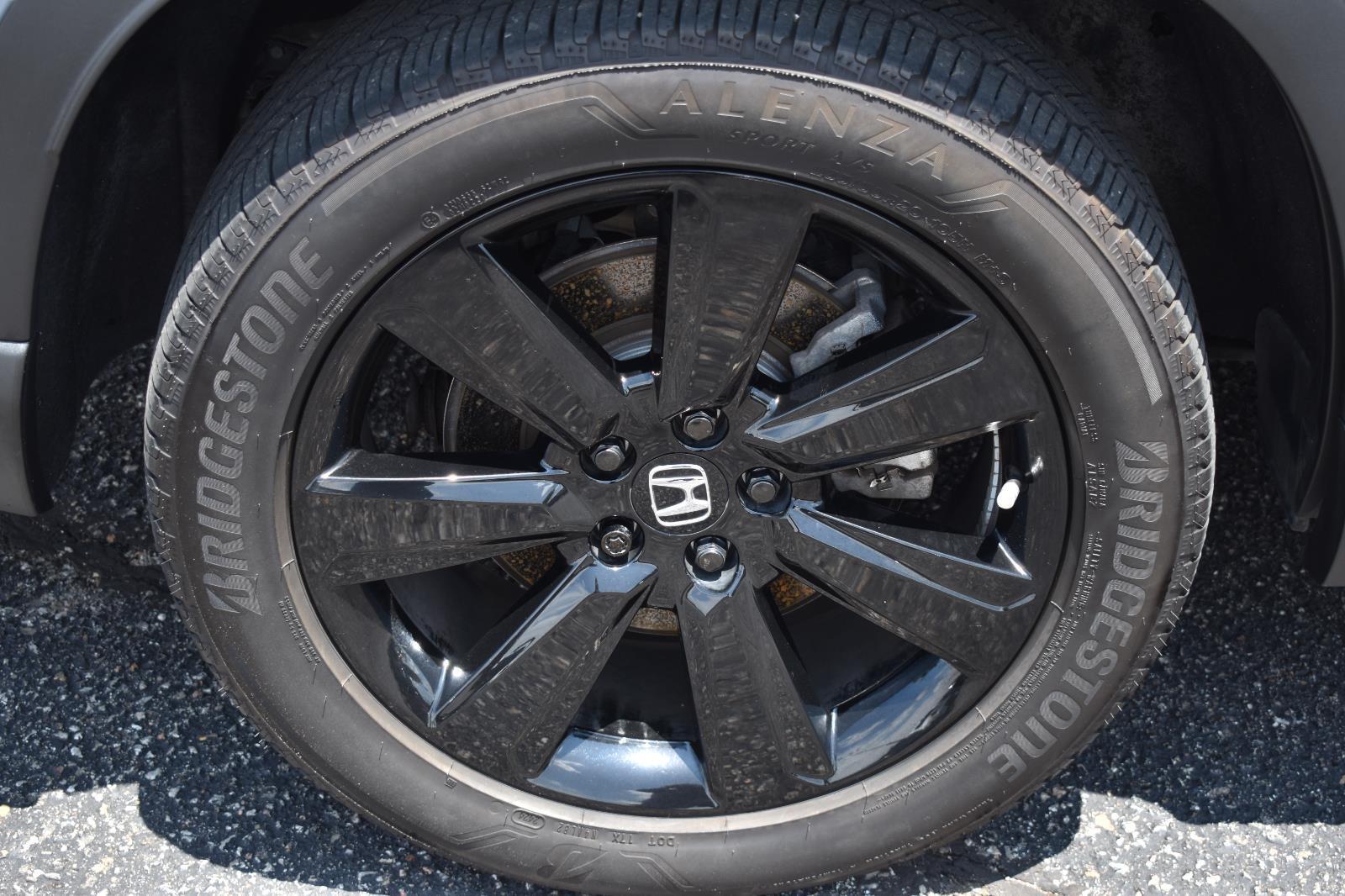2025 Honda Pilot Black Edition - Photo 13