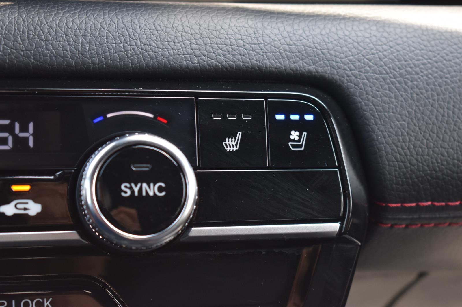 2025 Honda Pilot Black Edition - Photo 28