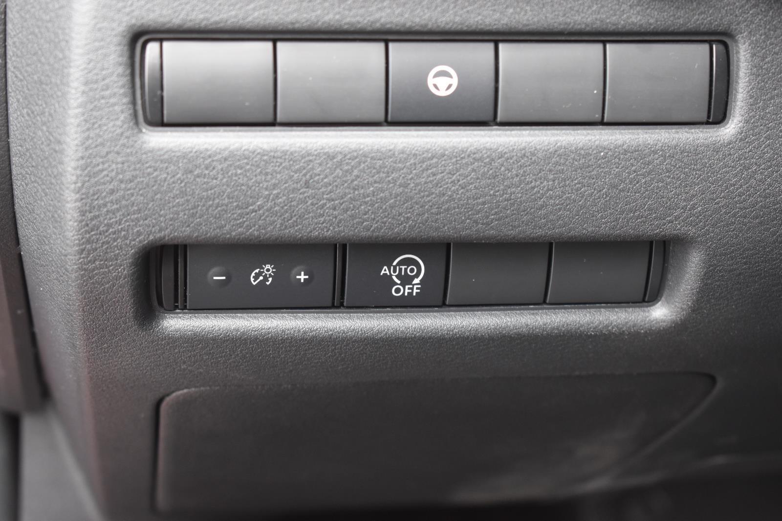 2023 Nissan Rogue SV - Photo 23