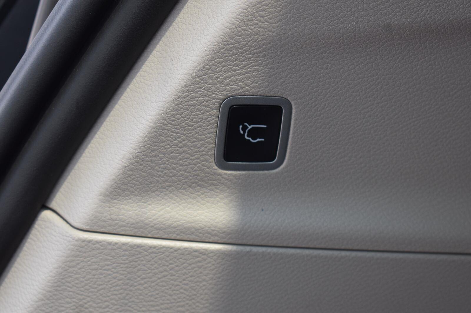 2023 Chrysler Pacifica Touring L Granite Crystal Metallic Clearcoat - Scholfield Honda - Image 17