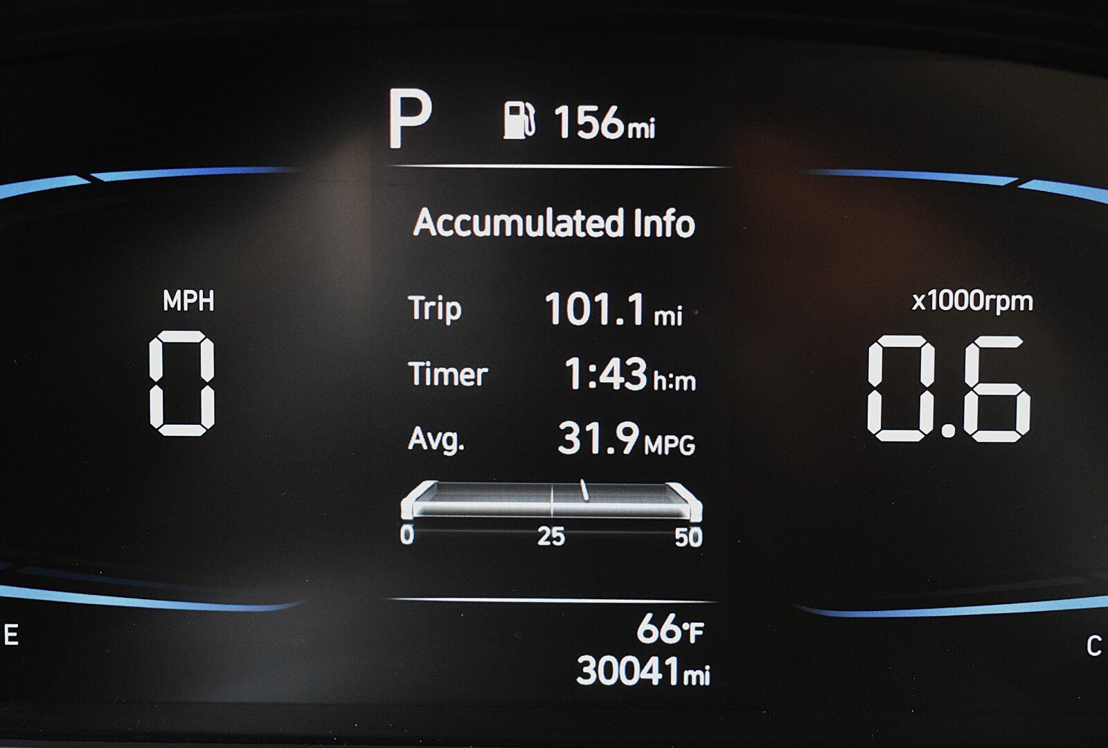 2025 Hyundai Venue SEL Onyx Black - Scholfield Honda - Image 7