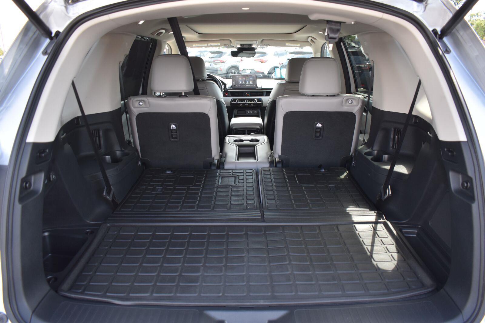 2025 Honda Pilot Elite - Photo 18
