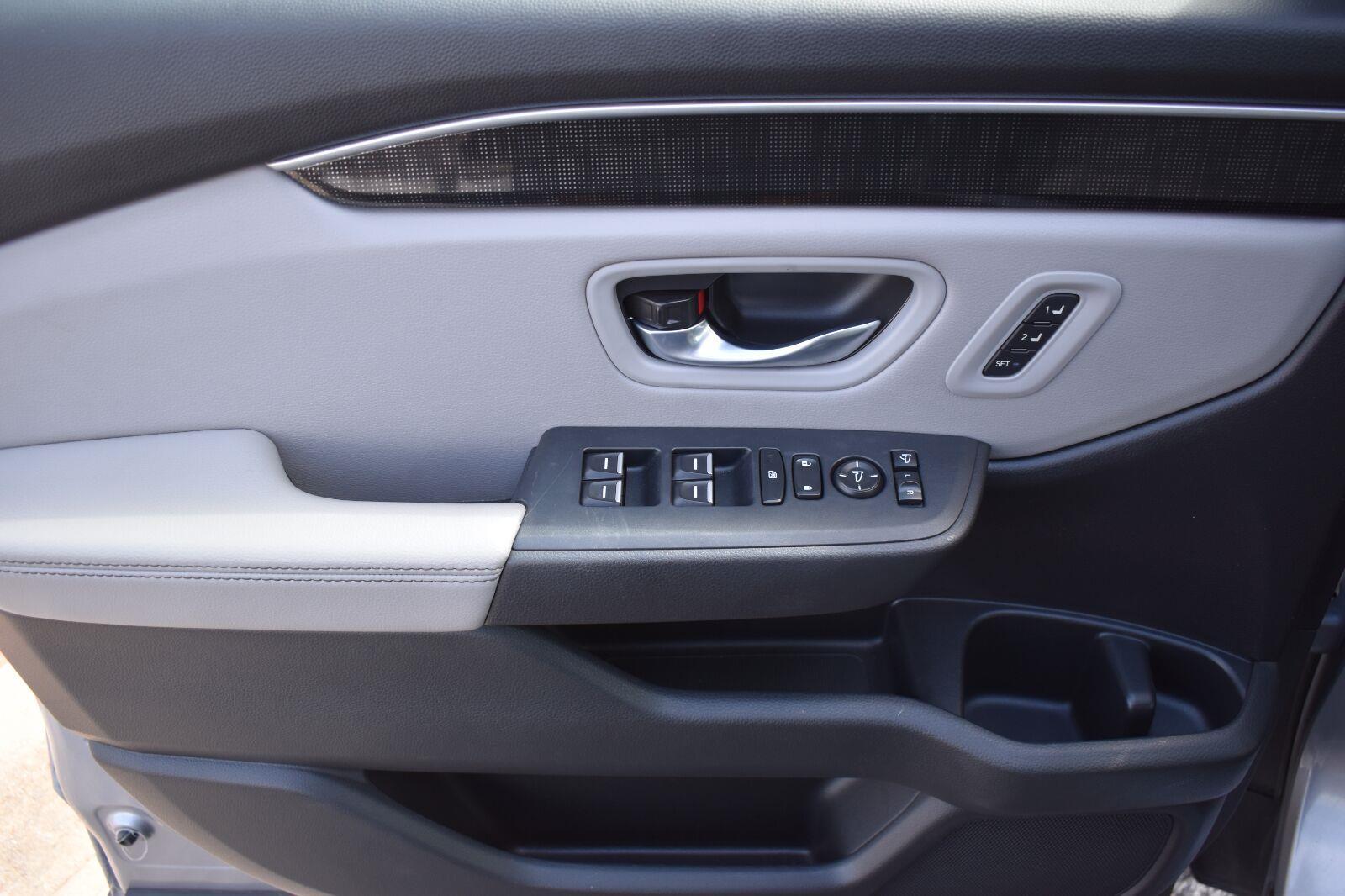 2025 Honda Pilot Elite - Photo 24