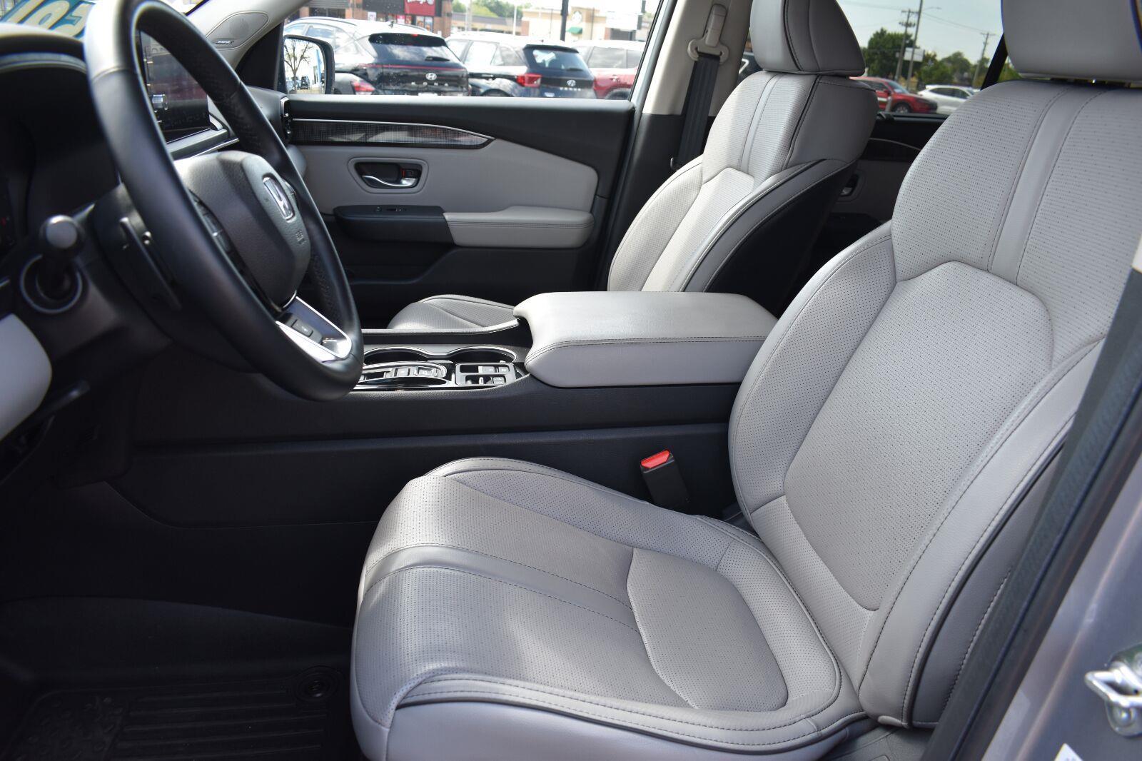 2025 Honda Pilot Elite - Photo 26