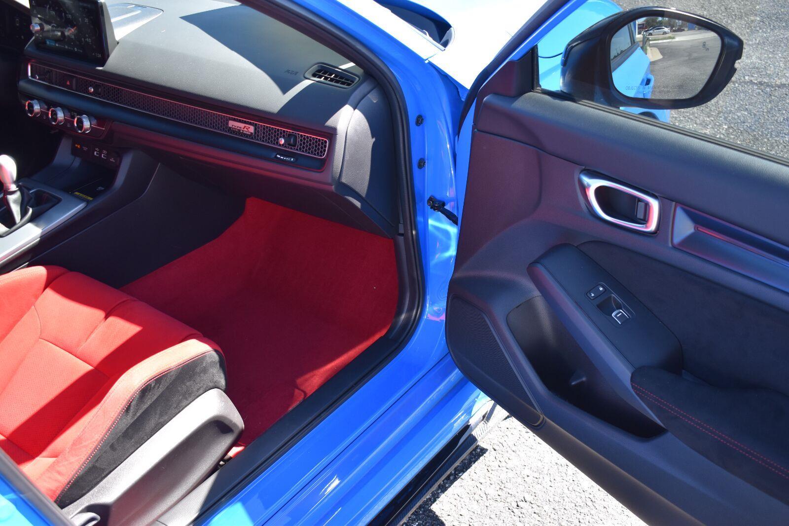 2025 Honda Civic Type R Type R Boost Blue Pearl - Scholfield Honda - Image 15