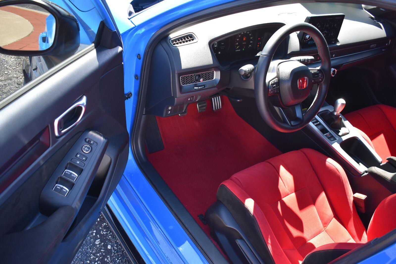 2025 Honda Civic Type R Type R Boost Blue Pearl - Scholfield Honda - Image 20