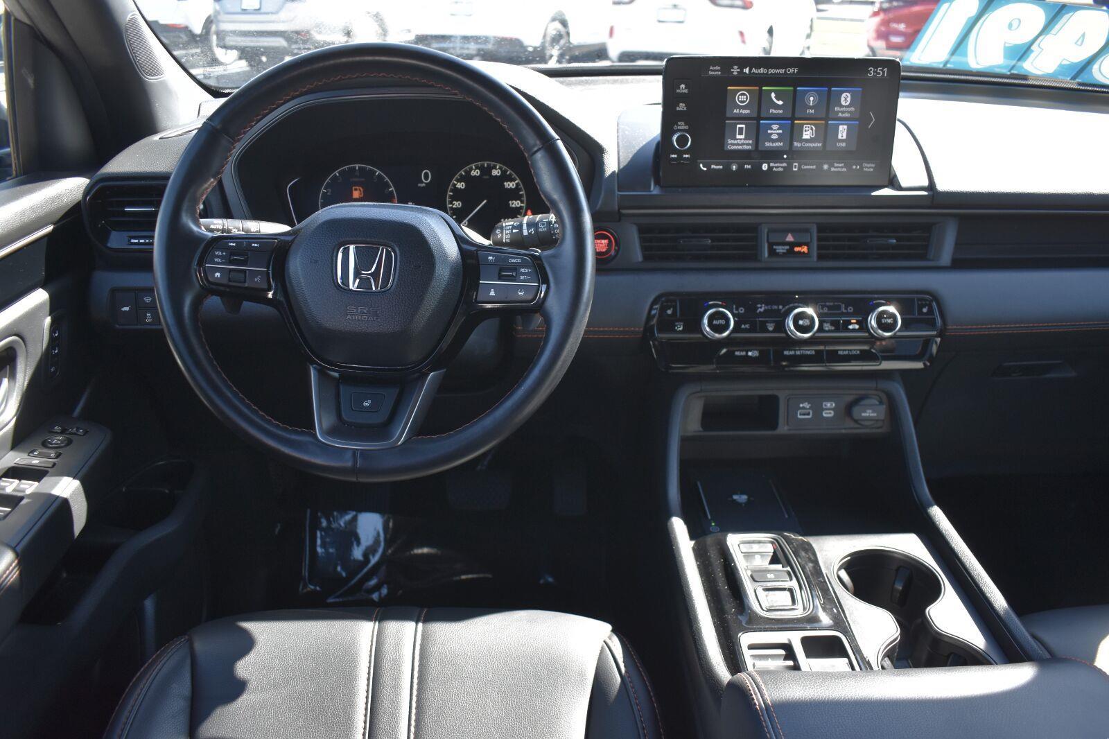 2025 Honda Pilot TrailSport Lunar Silver Metallic - Scholfield Honda - Image 19