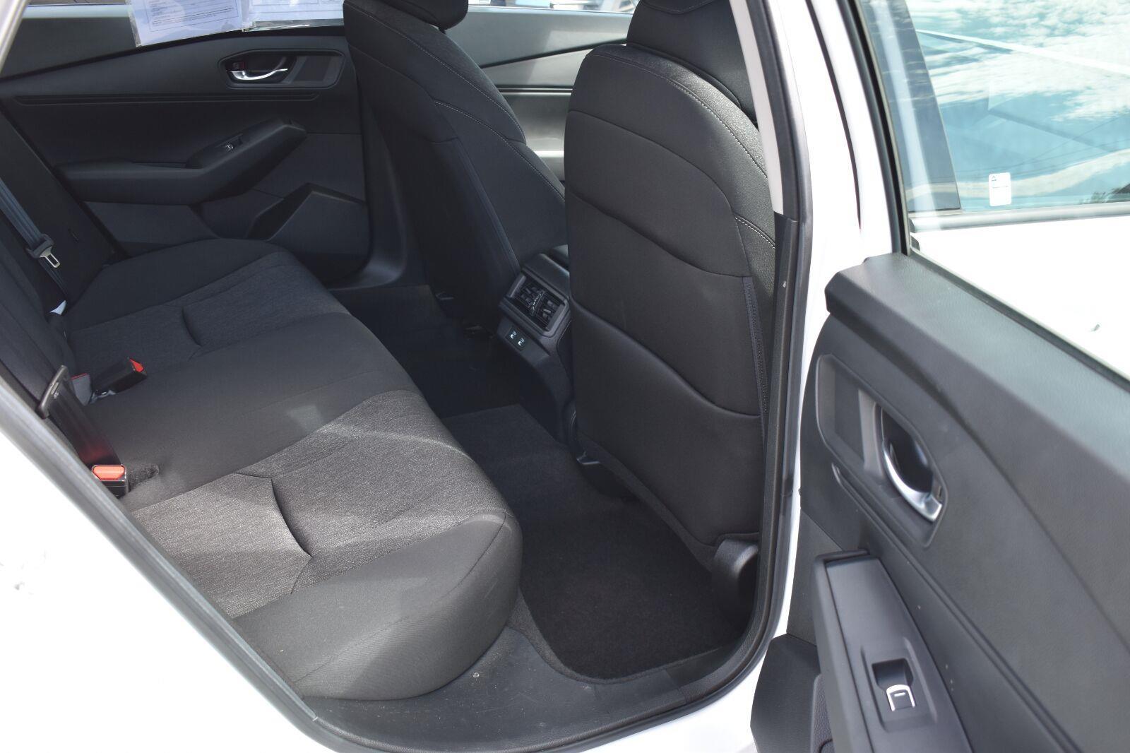 2026 Honda Accord Sedan SE Platinum White Pearl - Scholfield Honda - Image 15