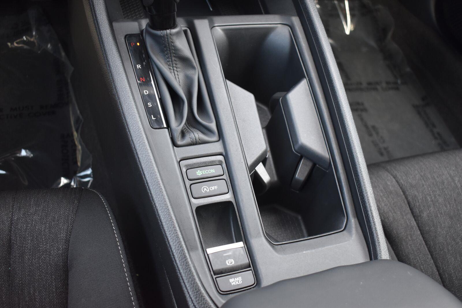 2026 Honda Accord Sedan SE Platinum White Pearl - Scholfield Honda - Image 9