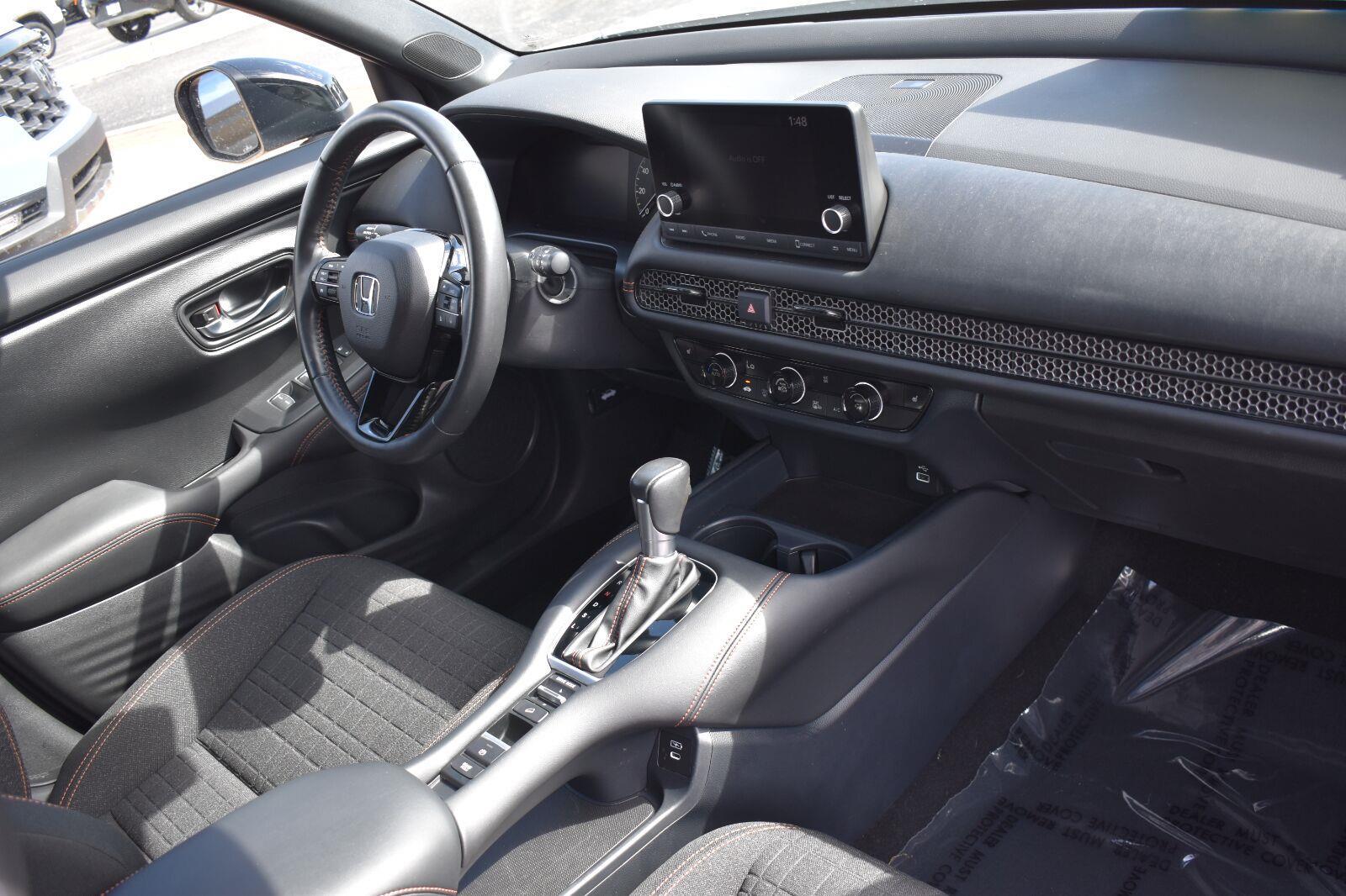2025 Honda HR-V Sport Platinum White Pearl - Scholfield Honda - Image 10