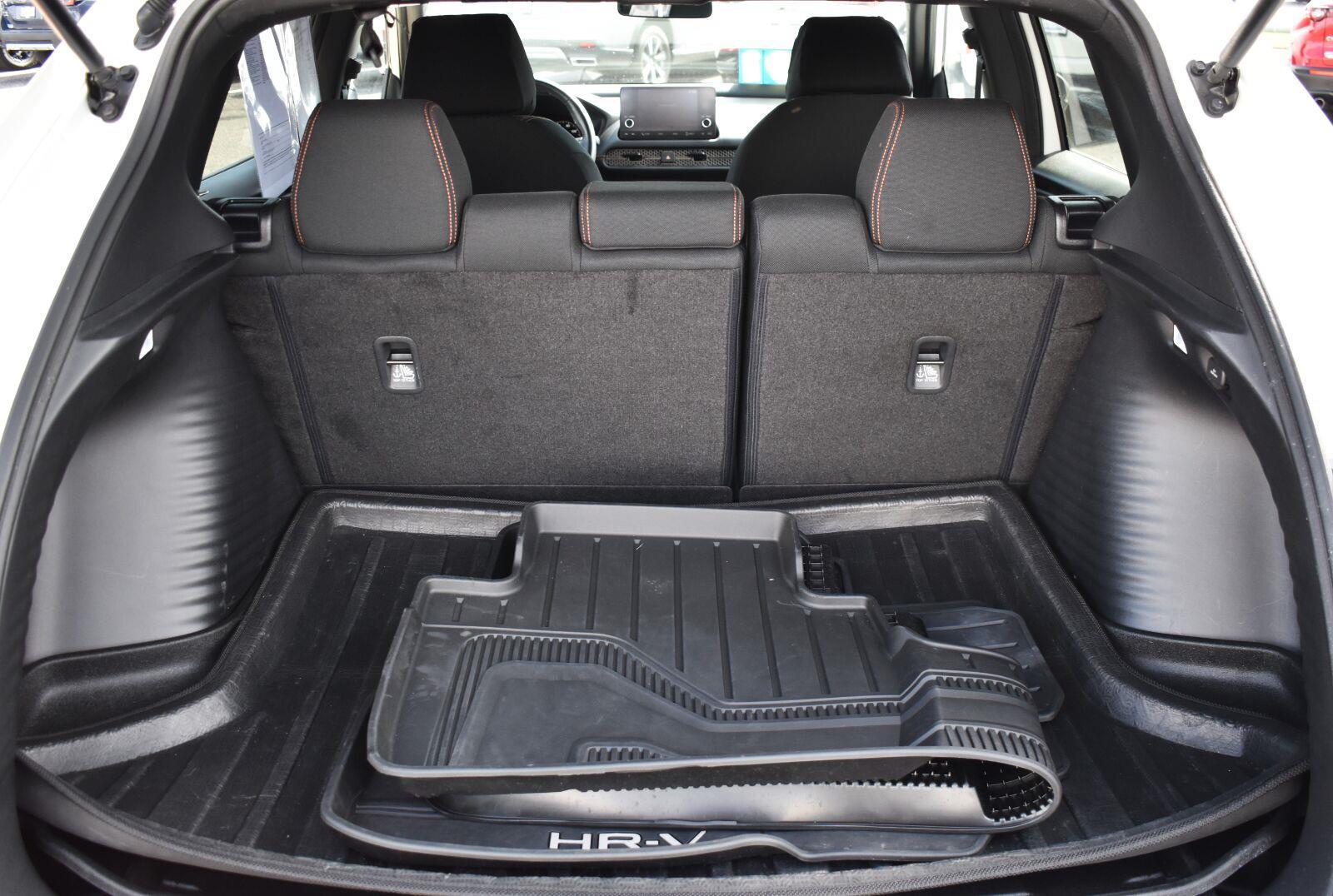 2025 Honda HR-V Sport Platinum White Pearl - Scholfield Honda - Image 14