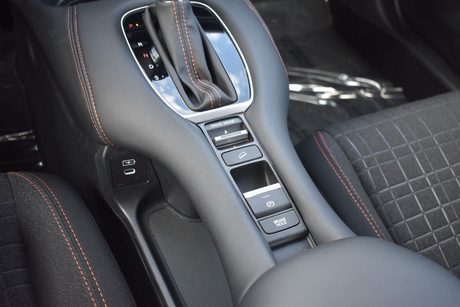 2025 Honda HR-V Sport Platinum White Pearl - Scholfield Honda - Image 8