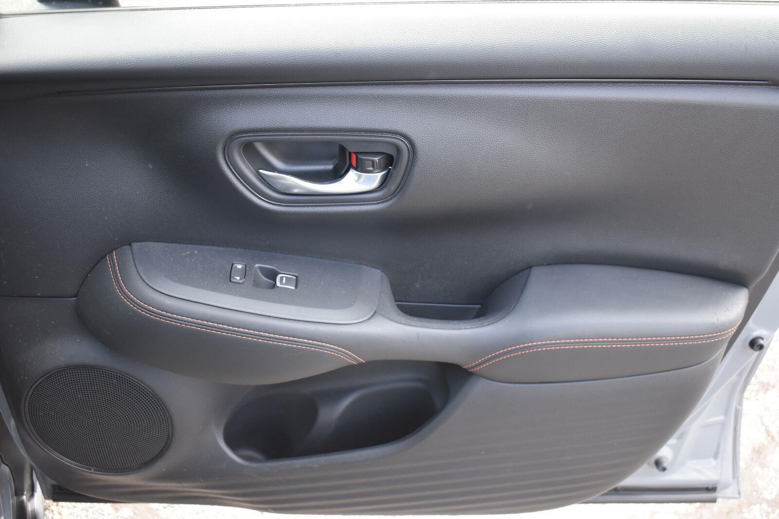 2024 Honda HR-V Sport Urban Gray Pearl - Scholfield Honda - Image 11