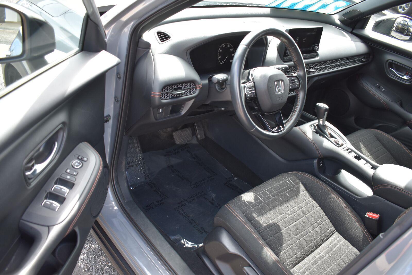 2024 Honda HR-V Sport Urban Gray Pearl - Scholfield Honda - Image 18