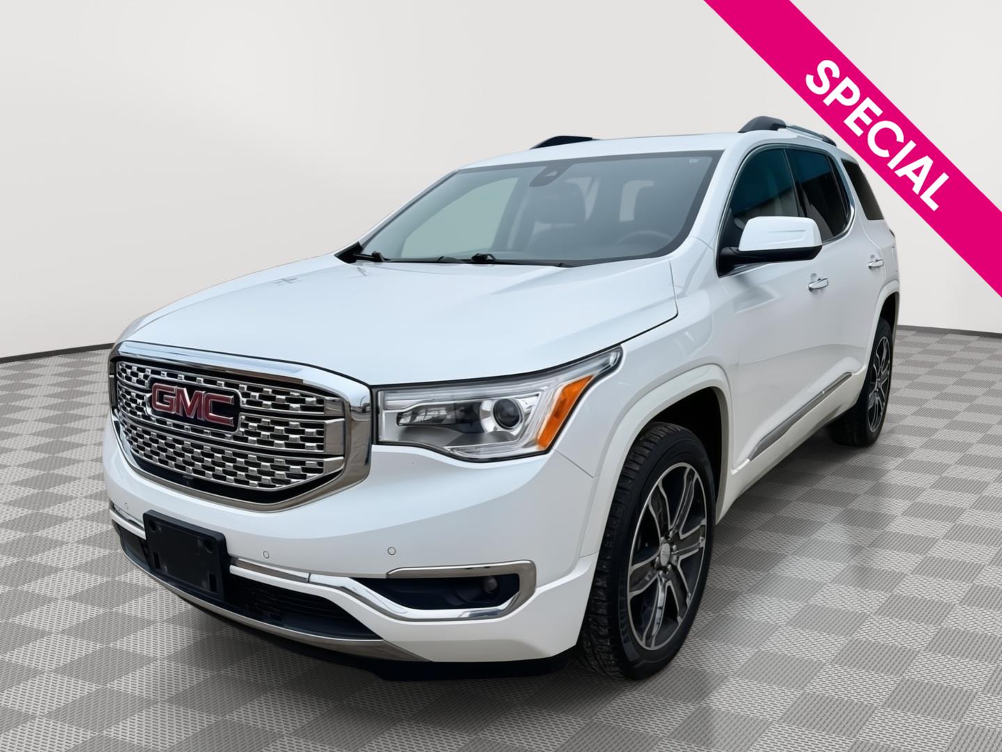 White Frost Tricoat 2017 GMC Acadia Denali AWD SUV / Crossover Four-Wheel Drive 6-Speed Automatic