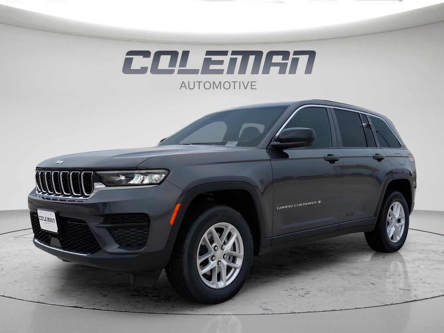 Baltic Gray Metallic Clearcoat 2026 Jeep Grand Cherokee SUV / Crossover Four-Wheel Drive 8-Speed Automatic