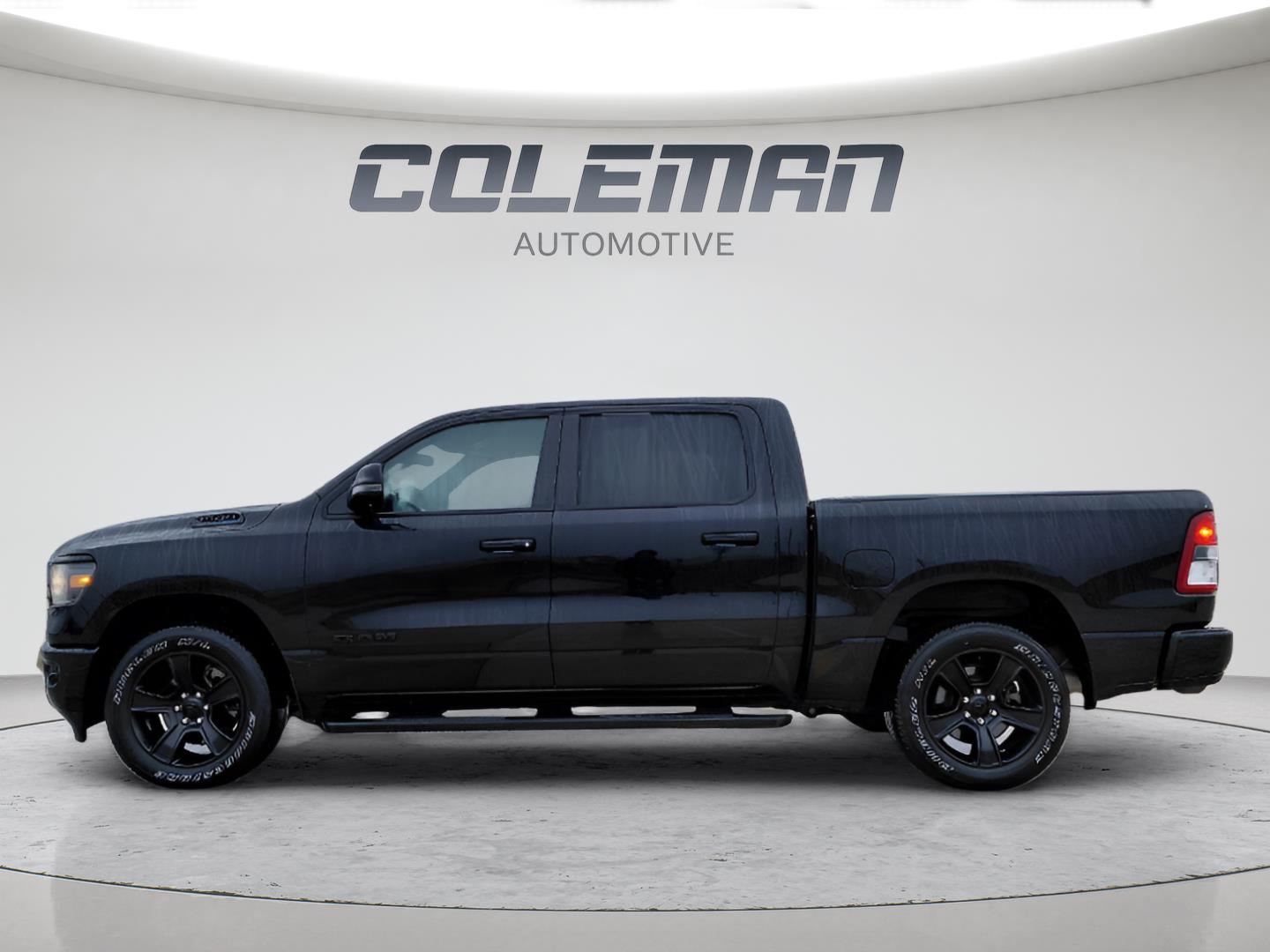 View vehicle photo 2