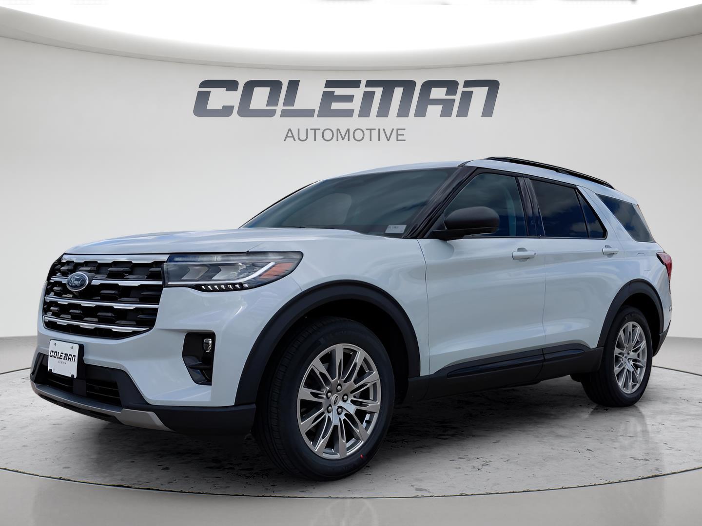 Space White 2026 Ford Explorer SUV / Crossover All-Wheel Drive Automatic