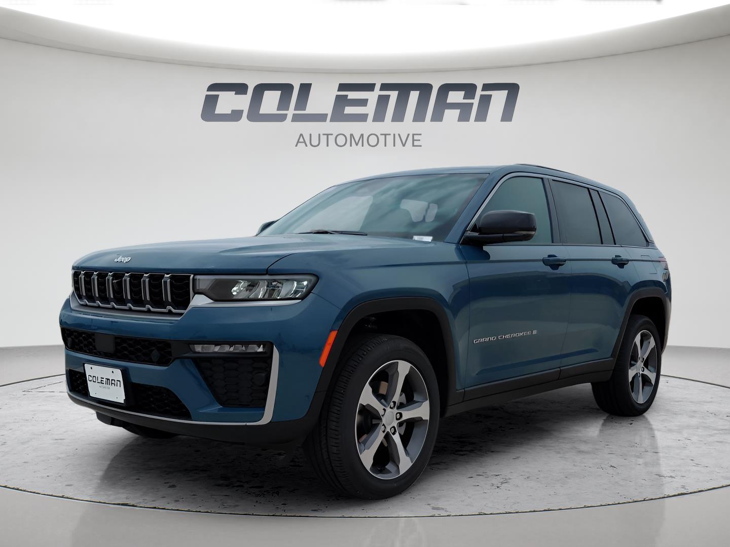 Gray (Steel Blue) 2026 Jeep Grand Cherokee SUV / Crossover Four-Wheel Drive 8-Speed Automatic