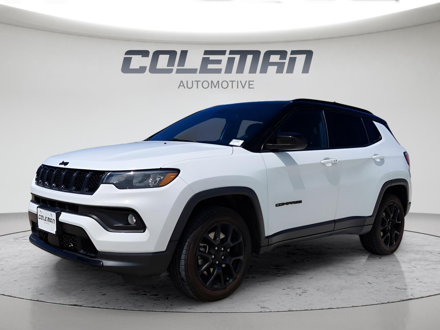 Bright White Clearcoat 2023 Jeep Compass SUV / Crossover Four-Wheel Drive 8-Speed Automatic