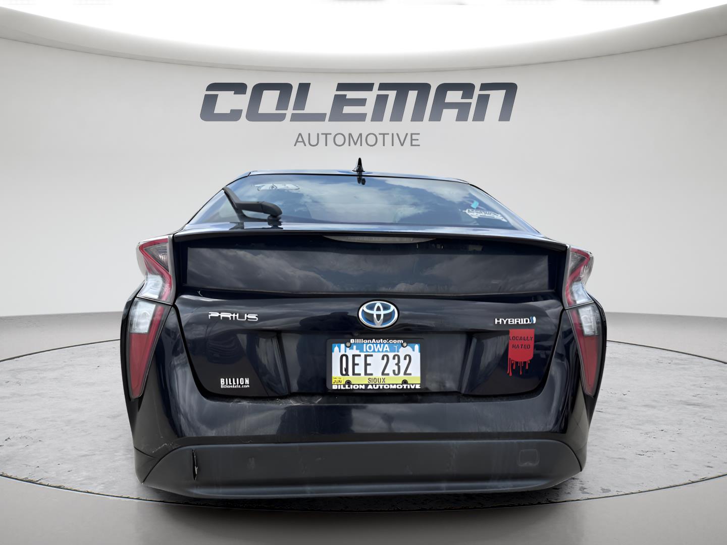 View vehicle photo 5