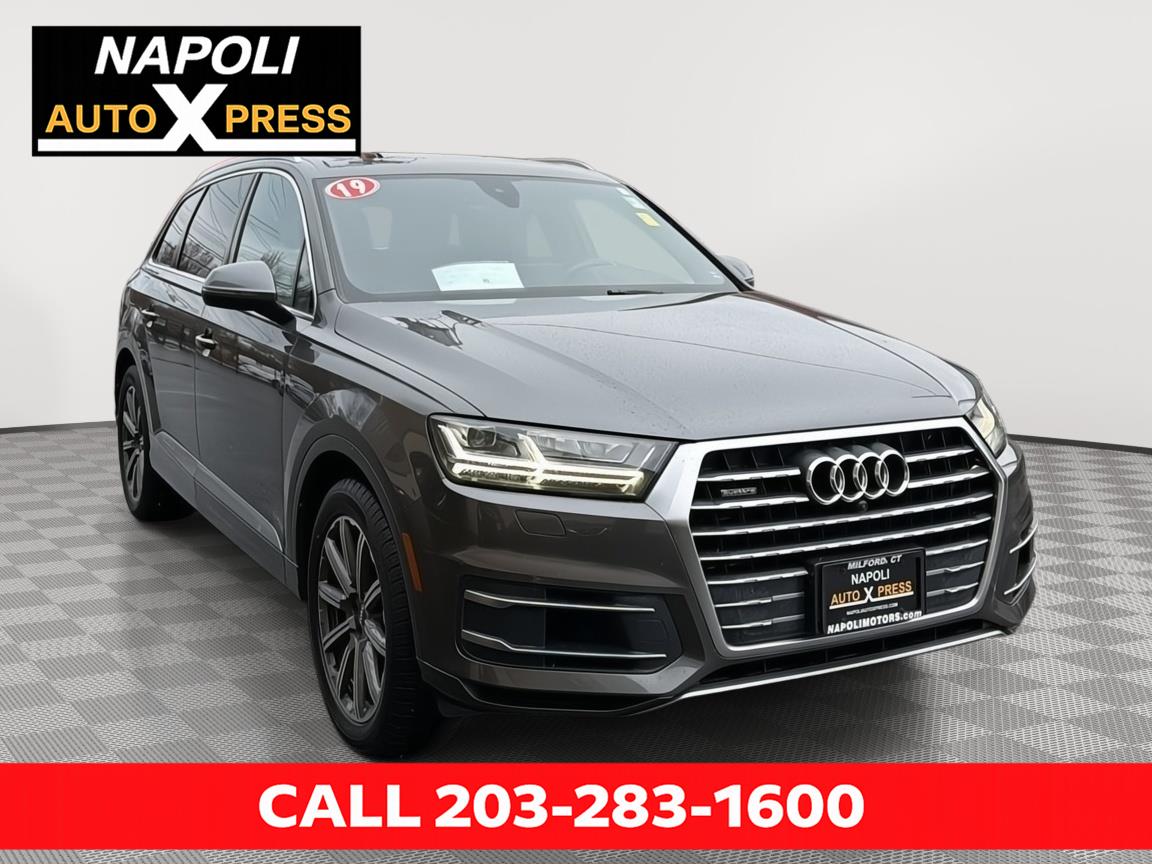 2019 Audi Q7 55 TFSI quattro SE Premium Plus