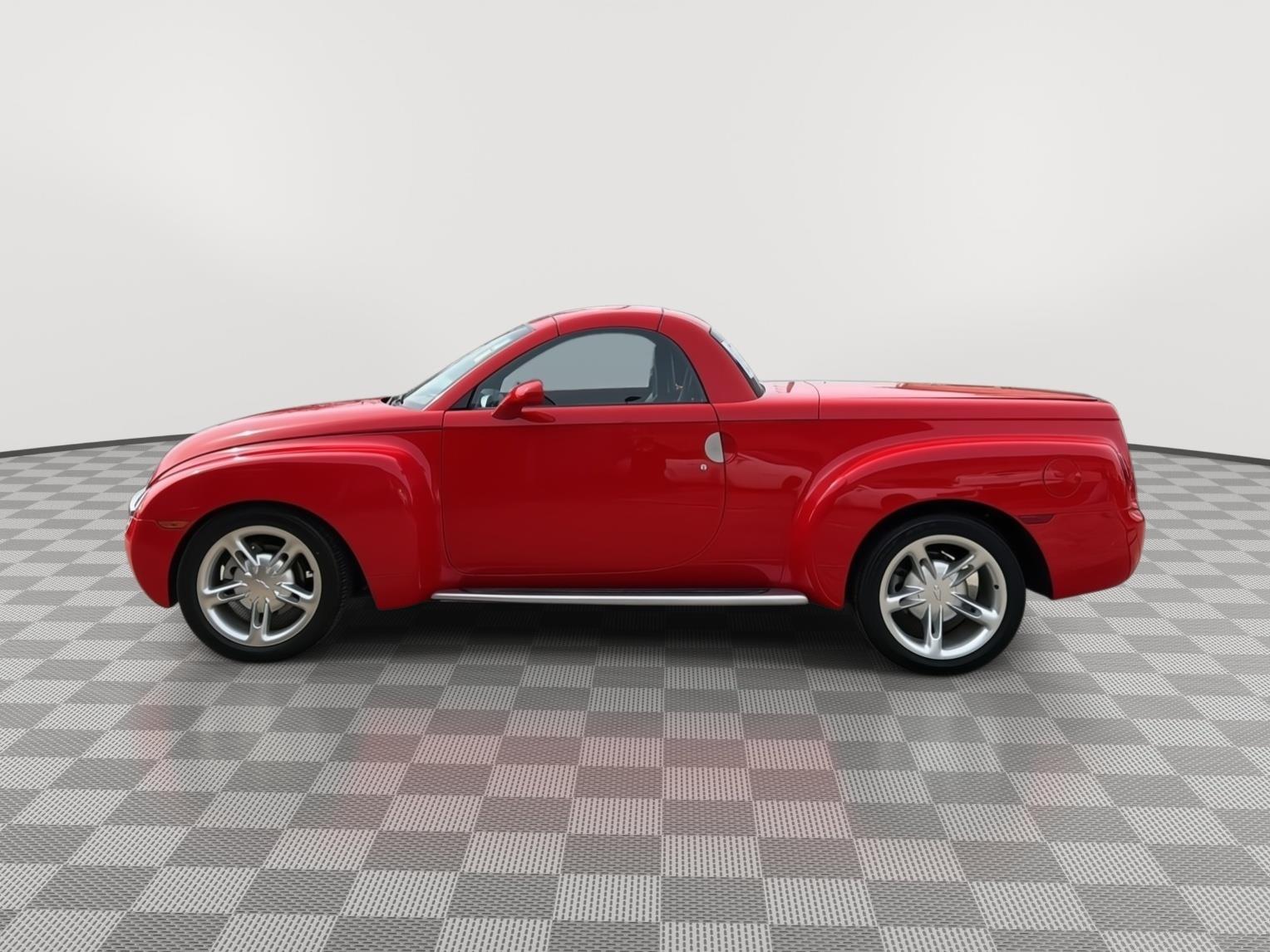 View vehicle photo 6