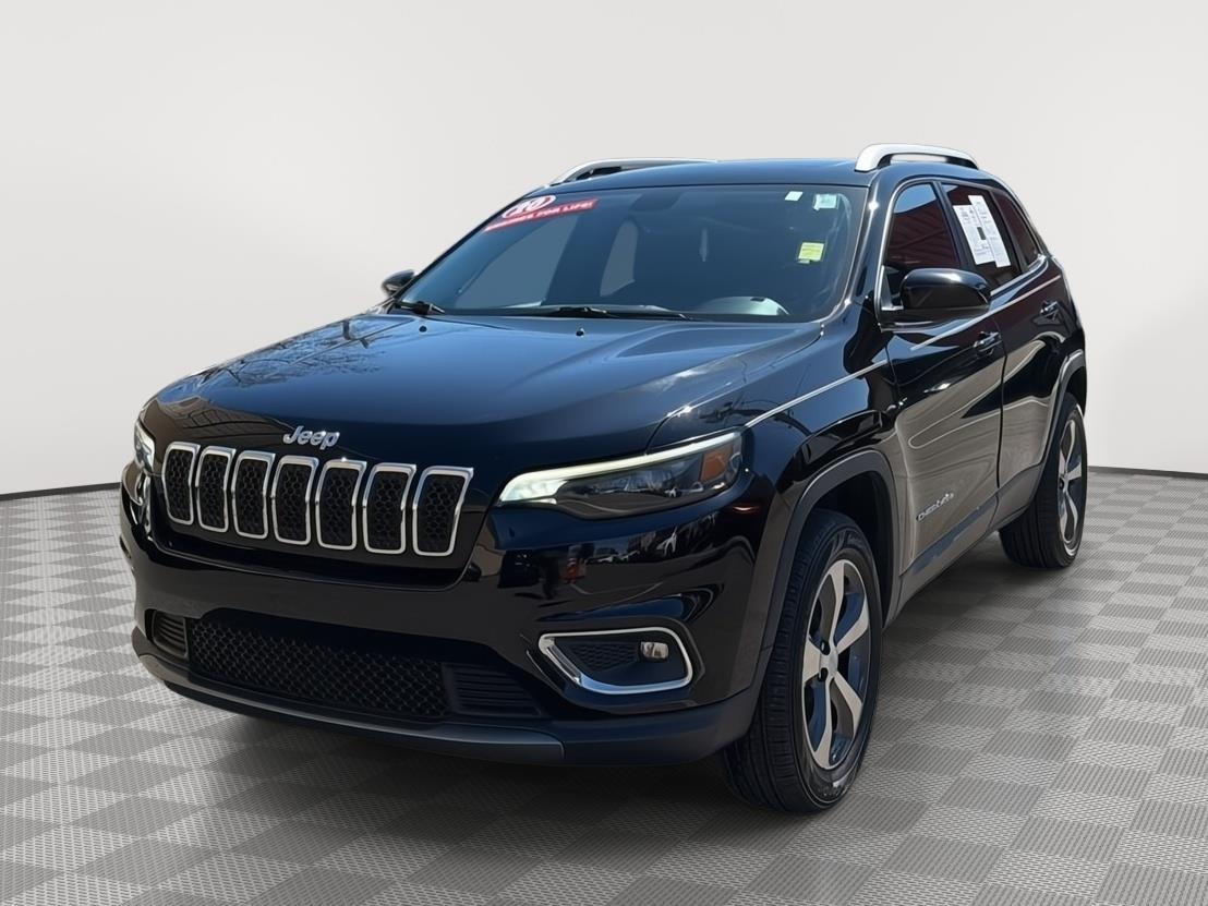 View vehicle photo 7