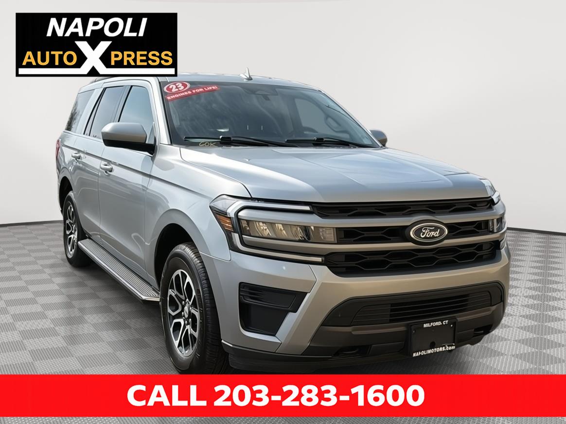 Iconic Silver 2023 Ford Expedition XLT 4WD SUV / Crossover Four-Wheel Drive Automatic
