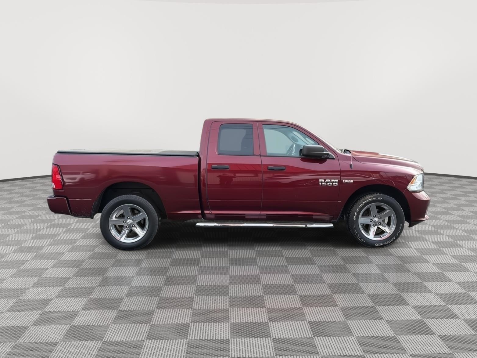 View vehicle photo 2