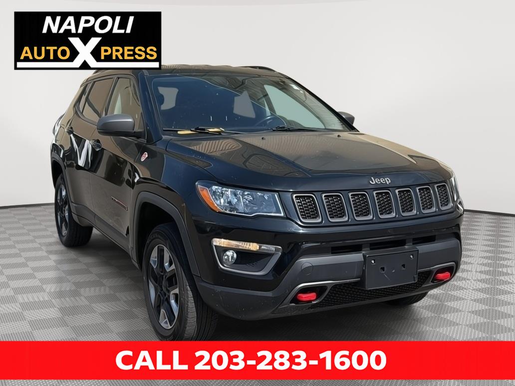 Diamond Black Crystal Pearlcoat 2018 Jeep Compass Trailhawk 4WD SUV / Crossover Four-Wheel Drive 9-Speed Automatic