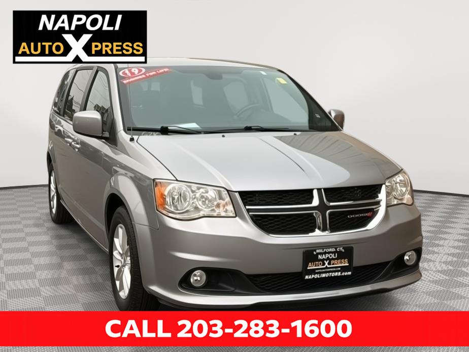 Silver (Billet Clearcoat) 2019 Dodge Grand Caravan Minivan Front-Wheel Drive 6-Speed Automatic