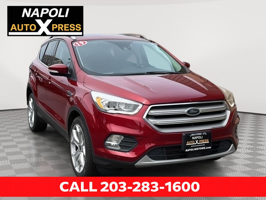 Ruby Red Metallic Tinted Clearcoat 2019 Ford Escape SUV / Crossover All-Wheel Drive 6-Speed Automatic