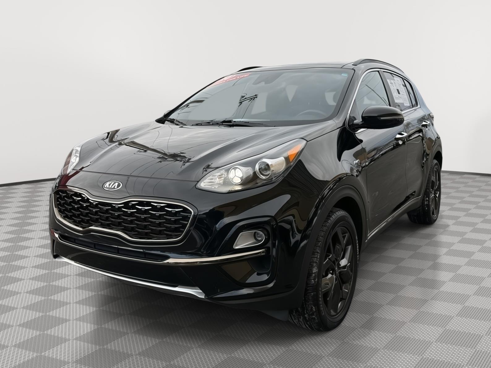 View vehicle photo 7