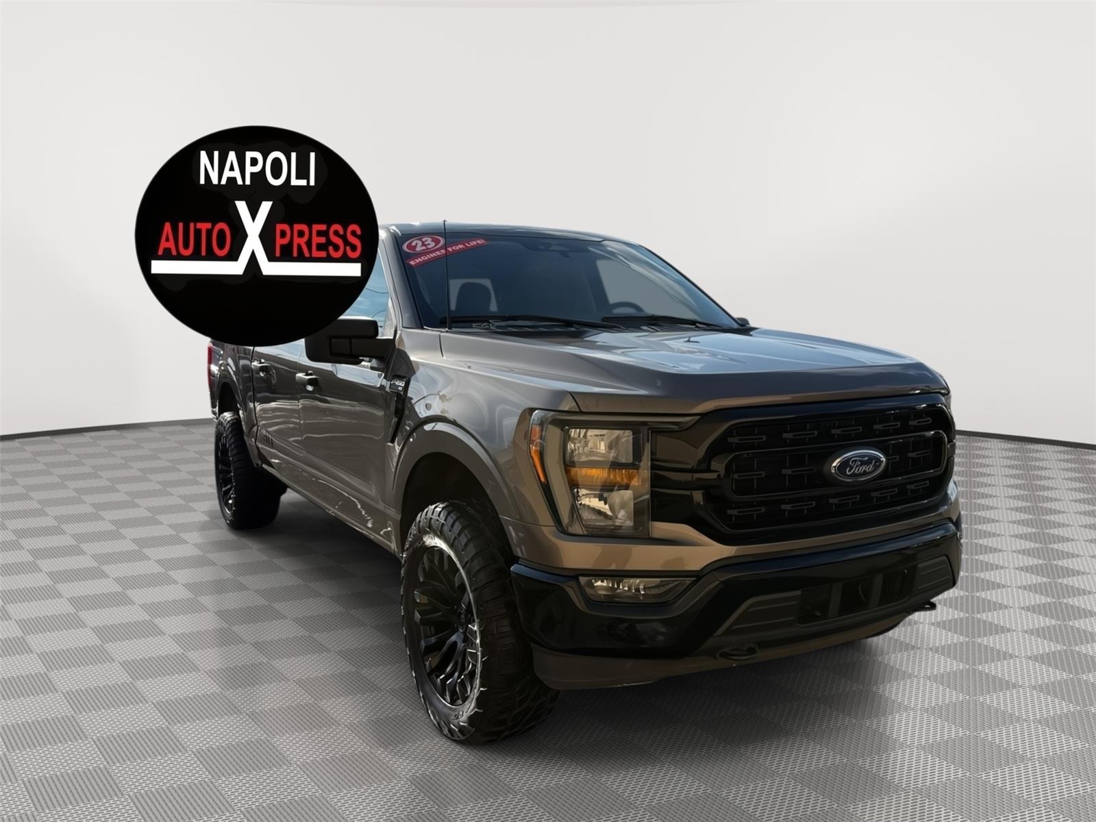 Carbonized Gray Metallic 2023 Ford F-150 XLT SuperCrew 4WD Pickup Truck Four-Wheel Drive Automatic