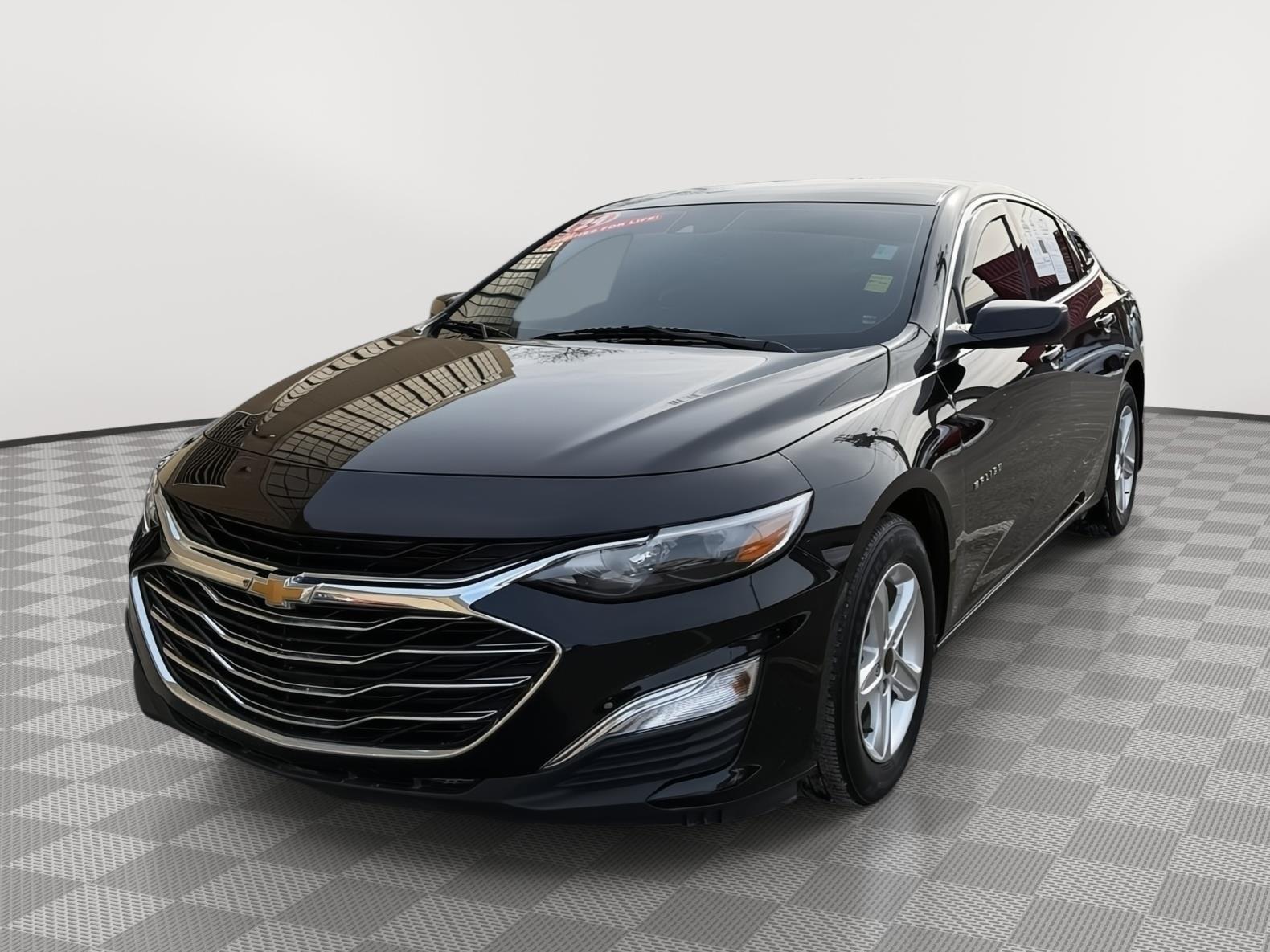 View vehicle photo 7