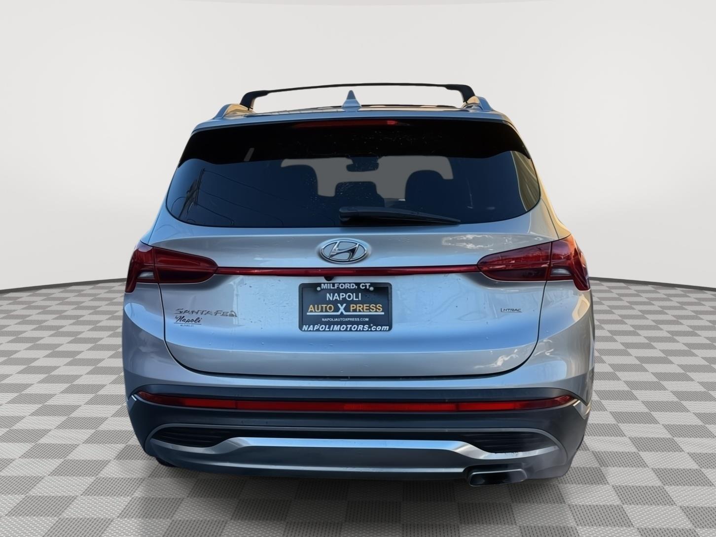 View vehicle photo 4