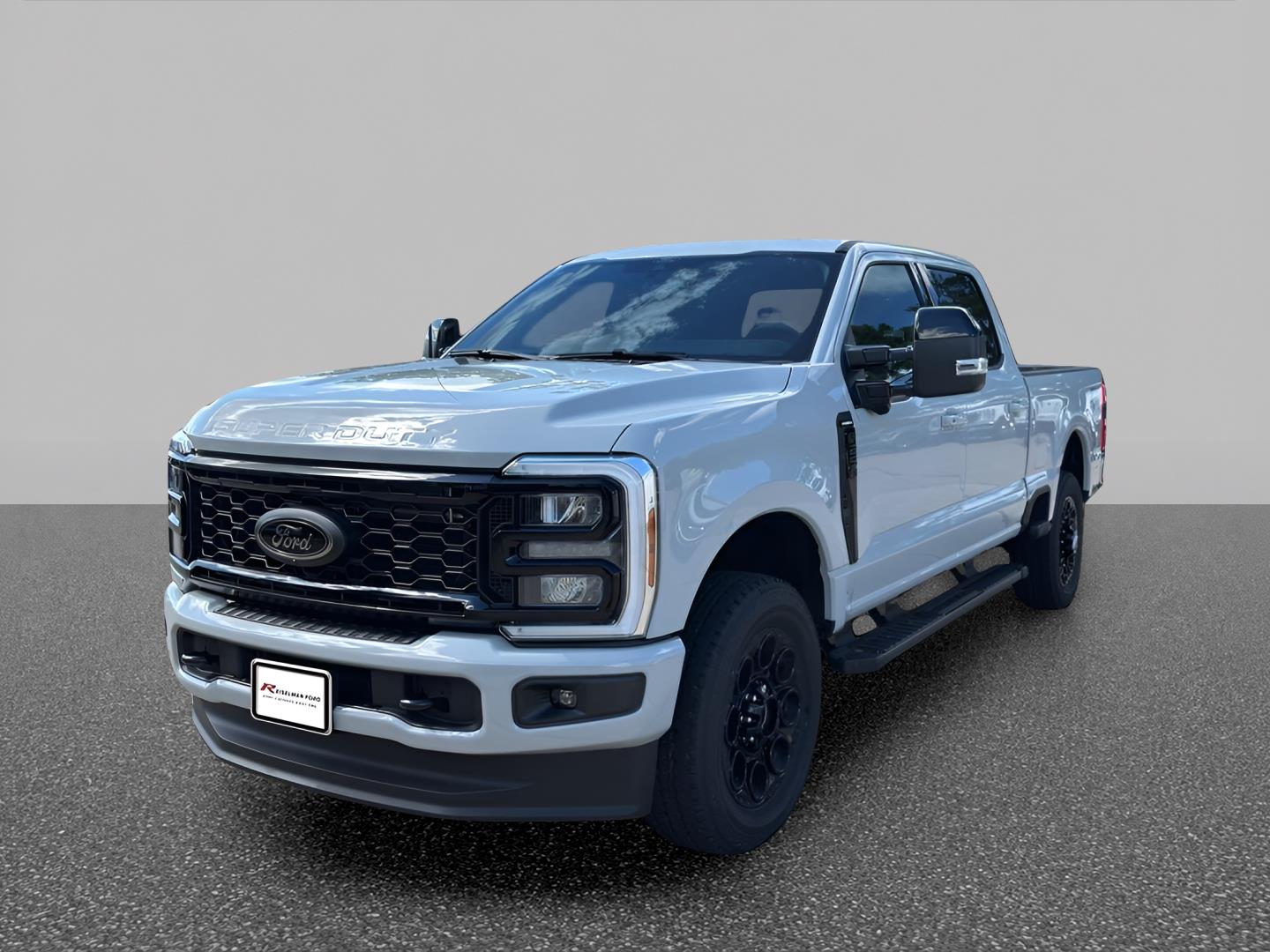 2026 Ford F-250 Super Duty Gris (Avalanche Gray) Camioneta Todo terreno Automática