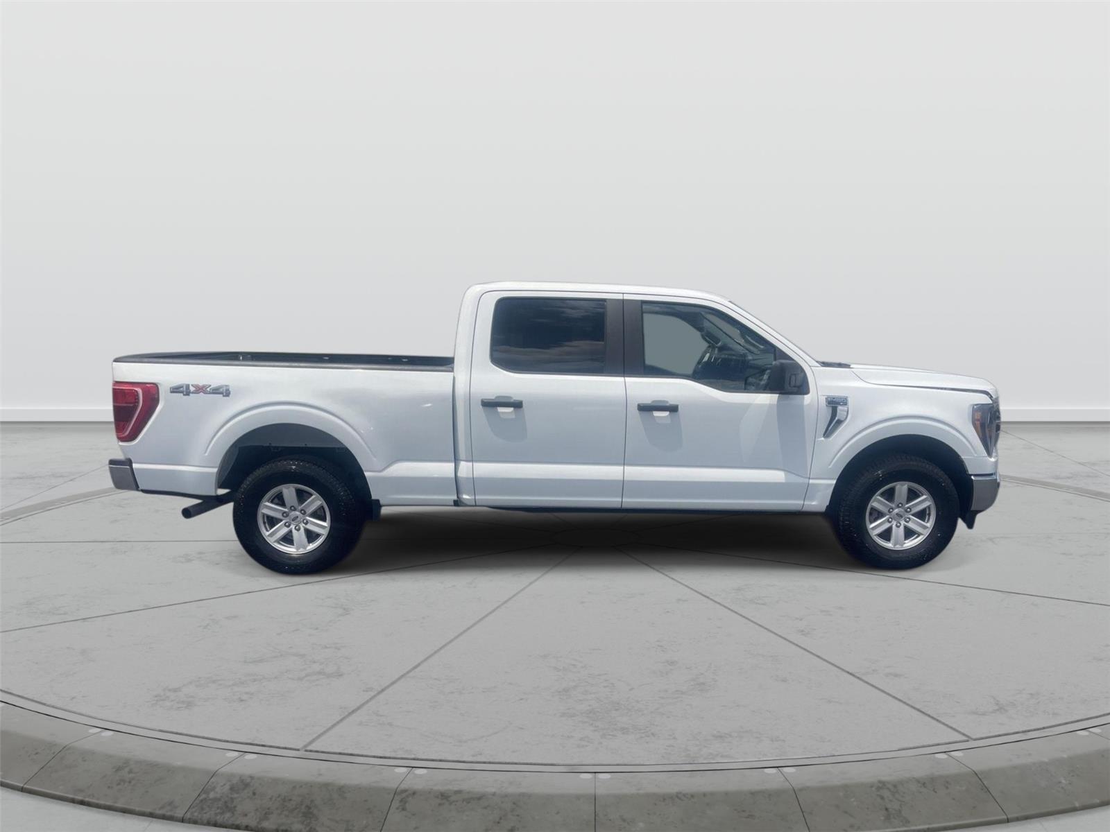 2023 Ford F-150 XLT - Photo 14
