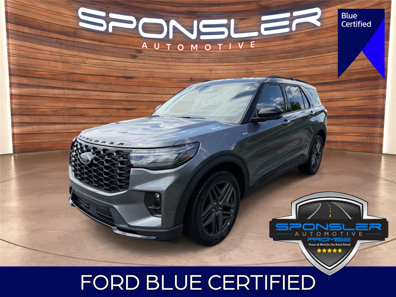  2025 Ford Explorer ST-Line AWD   